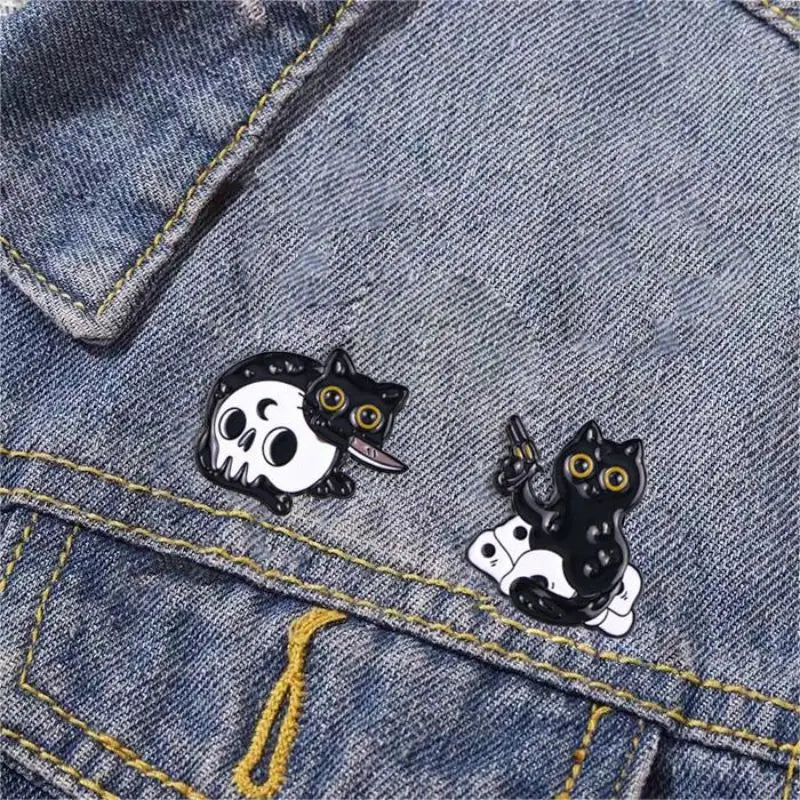 Cute Black Cat Skull Bat Animal Cartoon Enamel Brooch Creative Halloween Lapel Pin Backpack Clothing Decoration Accessories