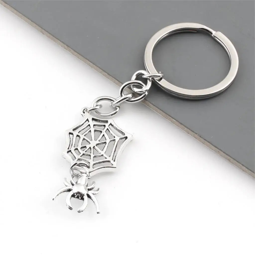 1pc Spider KeyChain Halloween Animal Pendant For Men Keyring Trinket Car Chainholder Souvenirs Jewelry E2385 - Gifts and Funny Trinkets