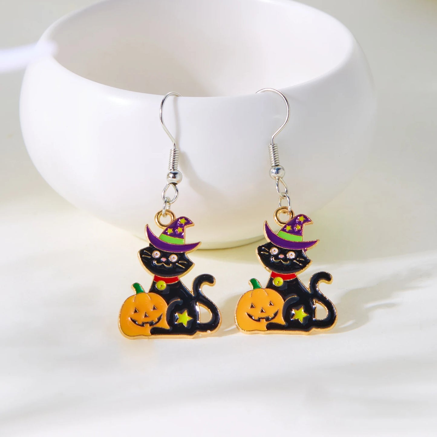 Cute Halloween Dangle Ghost Stud Earrings for Women Fashion Bat Spider Web Cat Pumpkin Star Drop Ear Jewelry Statement Bijoux