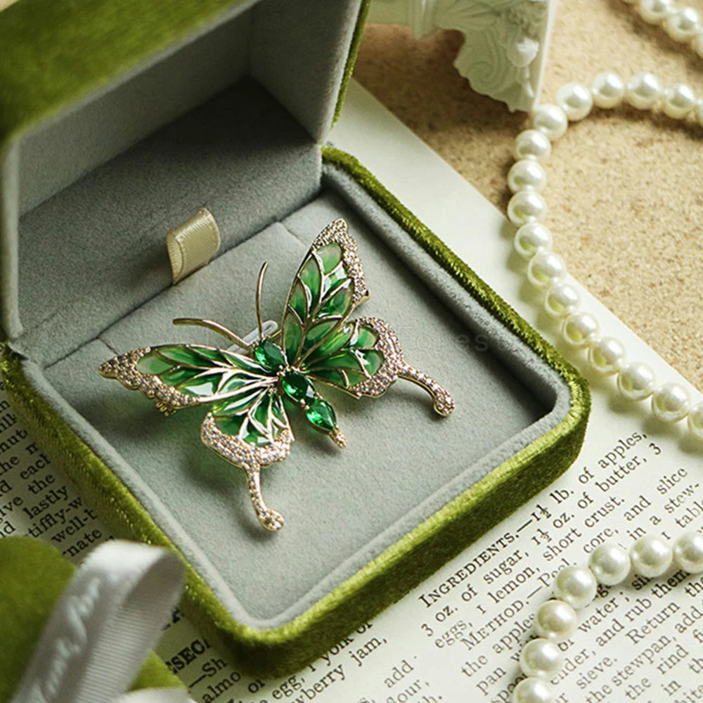 Exquisite Green Crystal Butterfly Brooch Fashion Metal Lapel Pins for Women Girl Suit Sweater Badges Jewelry Accessories Gift - Gifts and Funny Trinkets