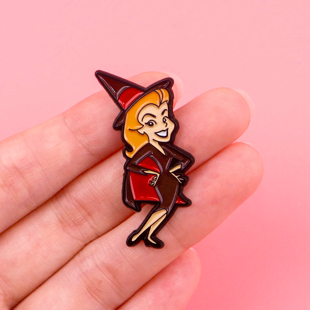 Halloween Witch Enamel Pin Brooch Pines Lapel Pins Badge on Backpack Clothing Accessories Punk Jewelry Party Cosplay Gifts